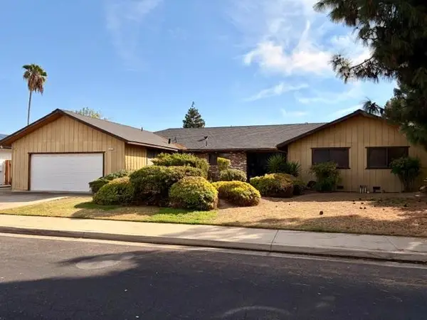 2046 Mitchell Avenue, Clovis, CA 93611