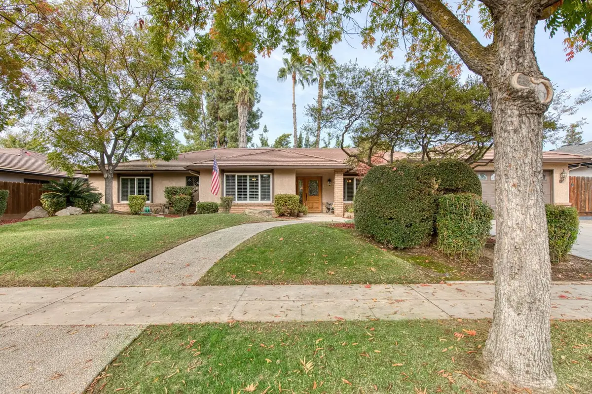 1262 W Fremont Avenue, Fresno, CA 93711 - #1