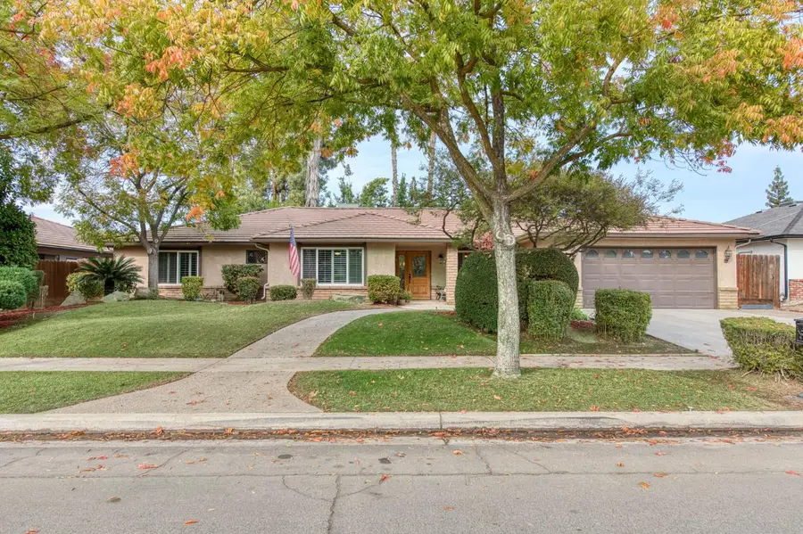 1262 W Fremont Avenue, Fresno, CA 93711 - #2