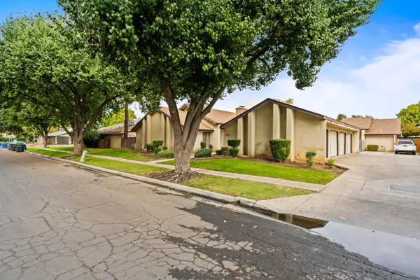 5229 E Lyell Avenue, Fresno, CA 93727