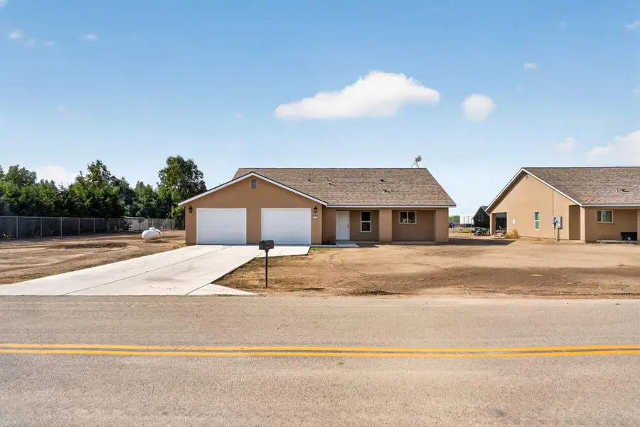 18608 Fairfield Drive, Madera, CA 93638 - #2