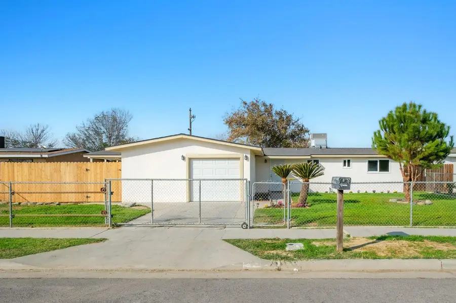21339 S Monte Avenue, Riverdale, CA 93656 - #2