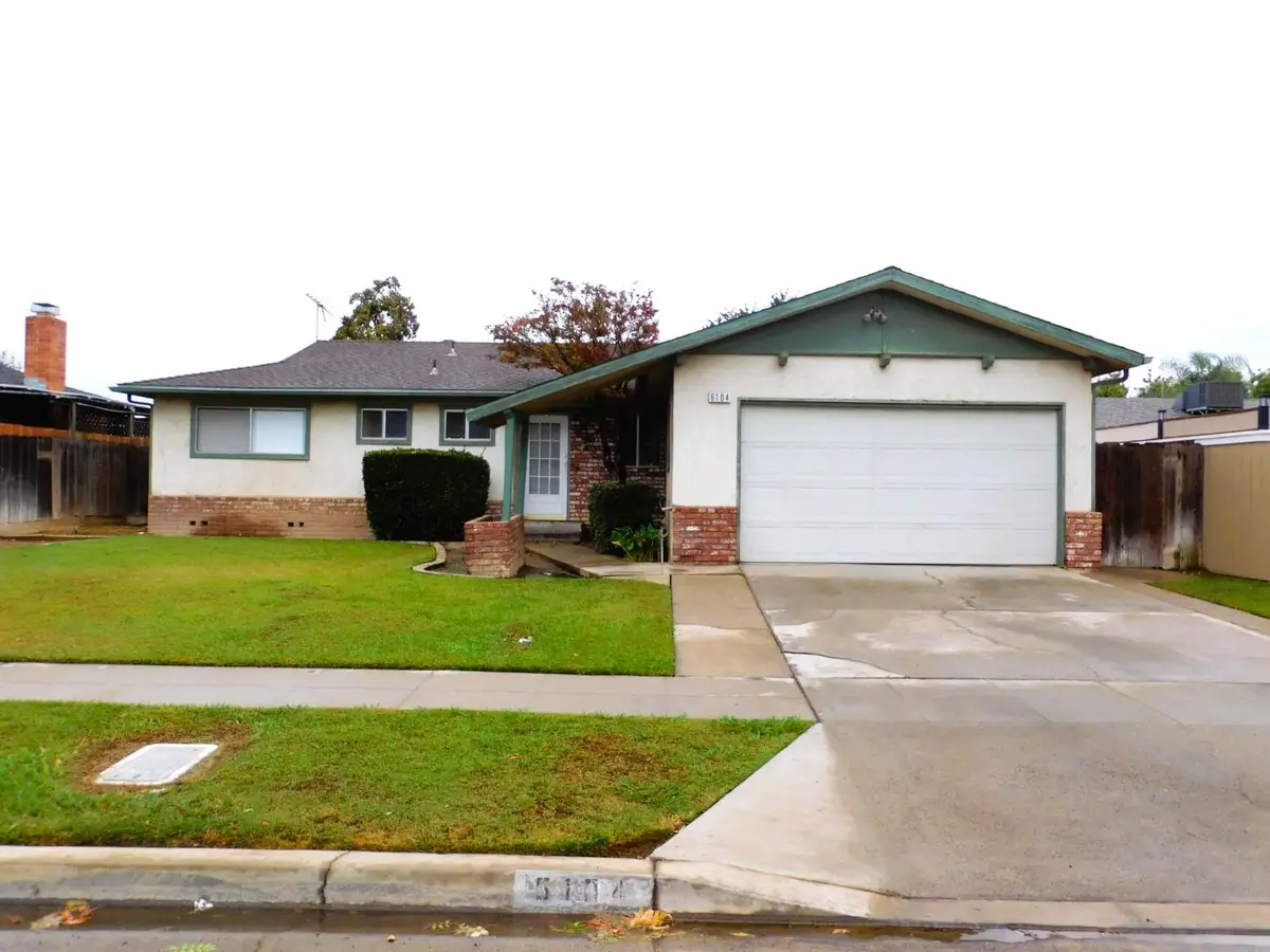 6104 N Selland Avenue, Fresno, CA 93711 - #1