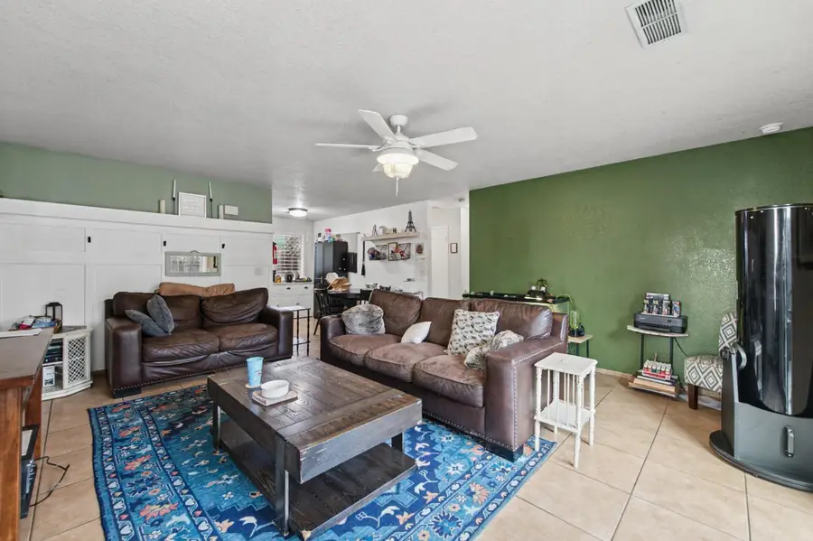 939 Dewitt Avenue, Clovis, CA 93612 - #3
