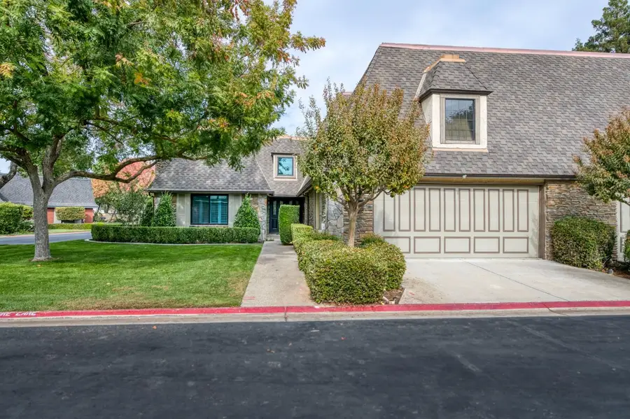 2828 W Compton Court, Fresno, CA 93711 - #2
