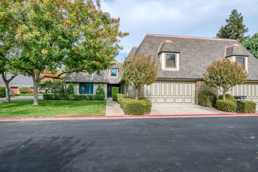 2828 W Compton Court, Fresno, CA 93711 - #3
