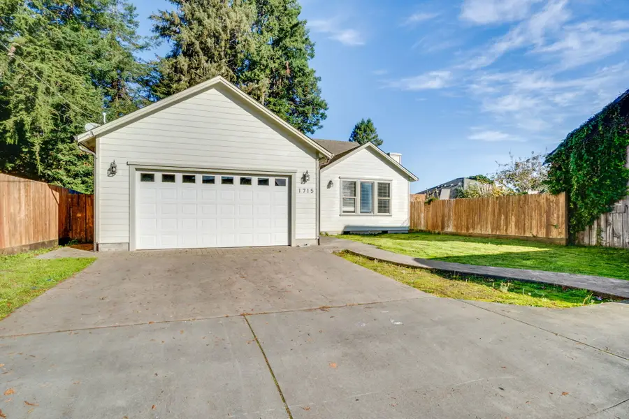 1715 13th Street, Eureka, CA 95501 - #3
