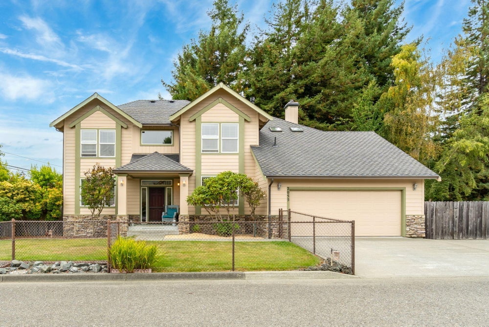 2055 Buru Place, Cutten, CA 95503 BHGRE