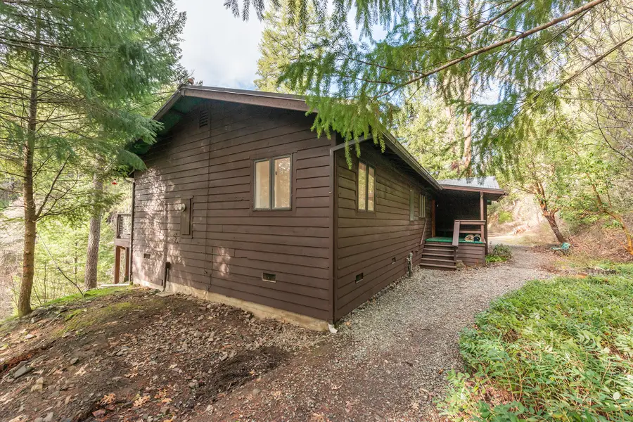 540 Lost Bridge Road, Lewiston, CA 96052 - Image #2