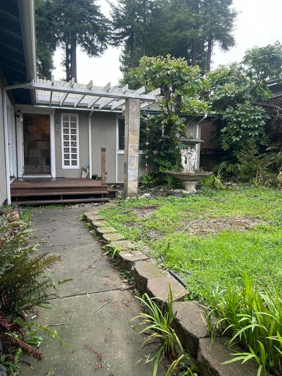 2218 Harris Street, Eureka, CA 95503 - Image #2