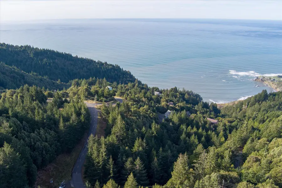 Double Lot 2215 & 2187 Toth Road, Shelter Cove, CA 95589 - Image #2
