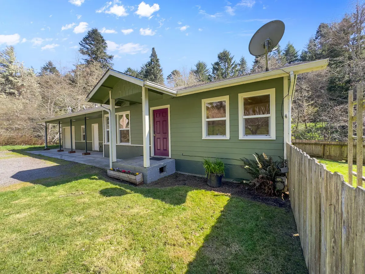 381 Palmer Boulevard, Fortuna, CA 95540 - Image #1