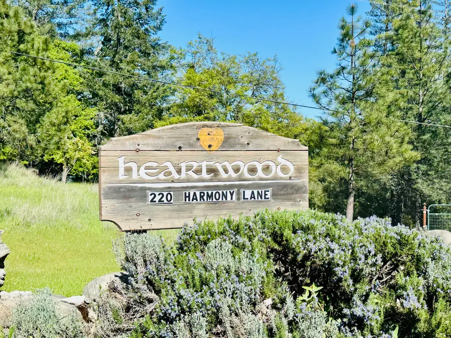 220 Harmony Lane, Garberville, CA 95542 - Image #2