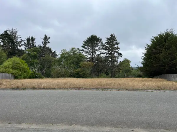 2973 Springer Drive, McKinleyville, CA 95519