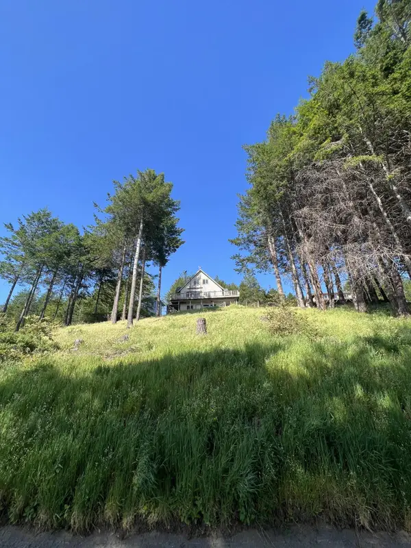 124 Albatross Road, Shelter Cove, CA 95589