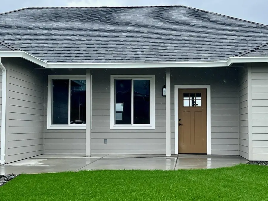 565 Hilltop Drive, Fortuna, CA 95540 - Image #3