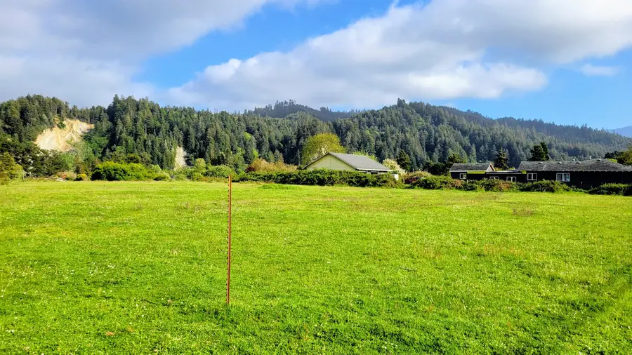 800 Rigby Avenue, Rio Dell, CA 95562 - Image #3