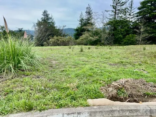 200 Ridge View Court, Fortuna, CA 95540 - Image #2