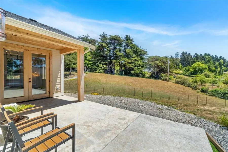 1830 Dixie Lane, McKinleyville, CA 95519 - Image #3