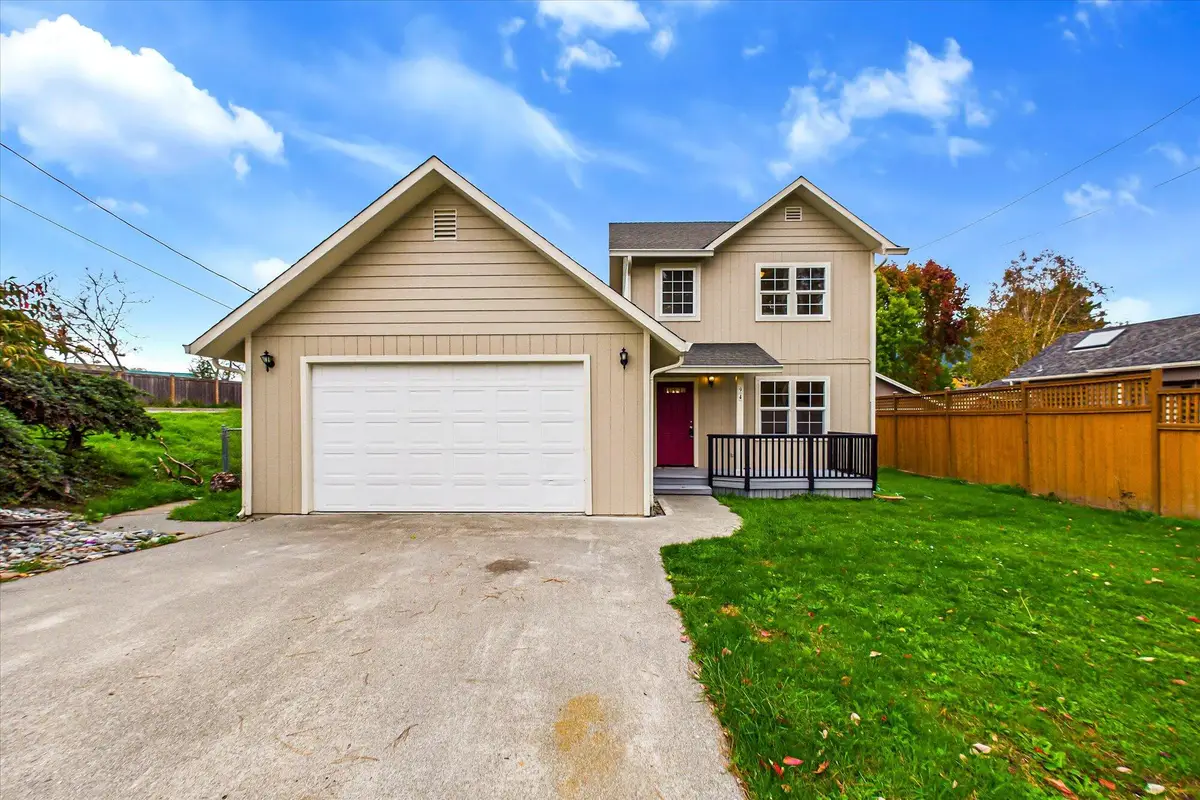 94 Edwards Drive, Rio Dell, CA 95562 - Image #1