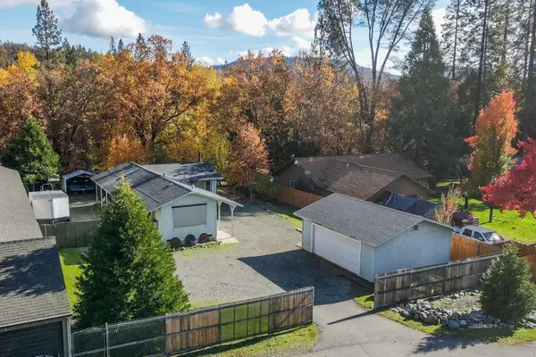 56 Horseshoe Lane, Weaverville, CA 96093