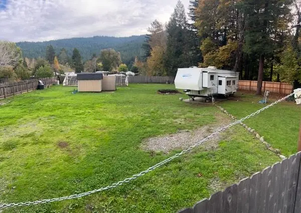 282 Boy Scout Road, Myers Flat, CA 95554