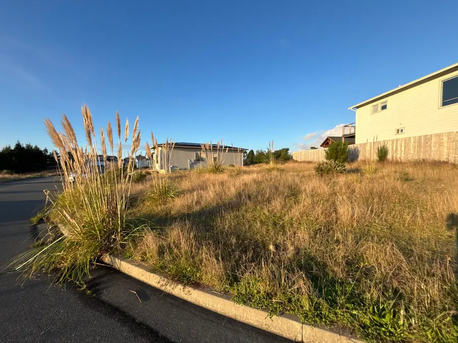 1163 Chelsea Way, McKinleyville, CA 95519 - Image #2