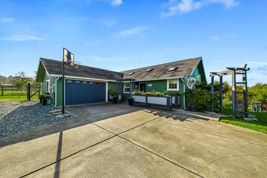 6060 Humboldt Hill Road, Eureka, CA 95503 - Image #2