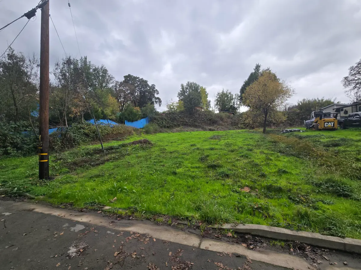 671 Orchard Lane, Redway, CA 95560 - Image #1