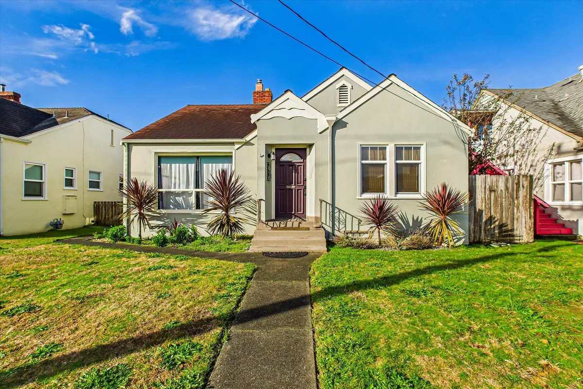 2910 G Street, Eureka, CA 95501 - Image #1