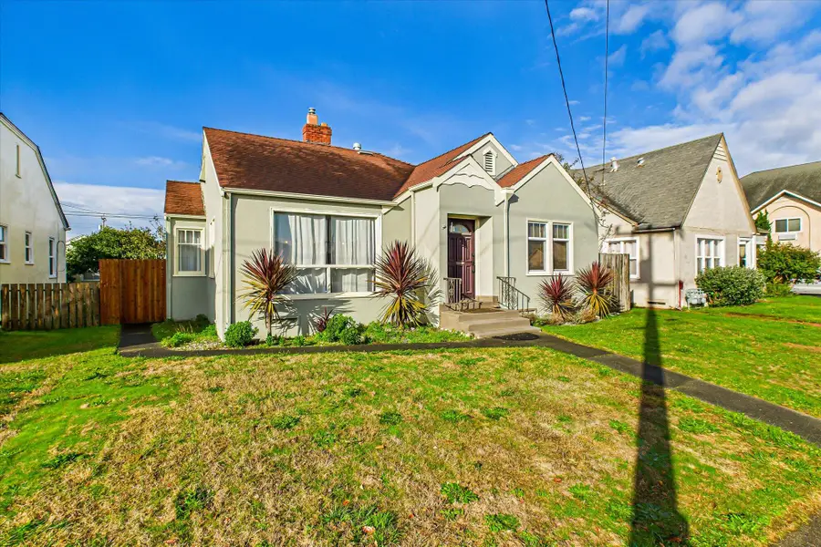 2910 G Street, Eureka, CA 95501 - Image #2