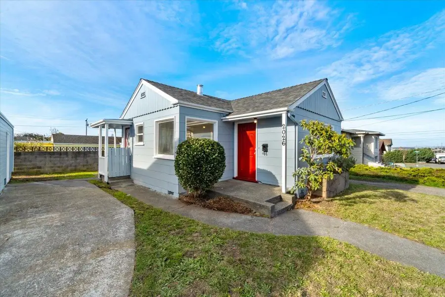 302 W W. Hawthorne Street, Eureka, CA 95501 - Image #2