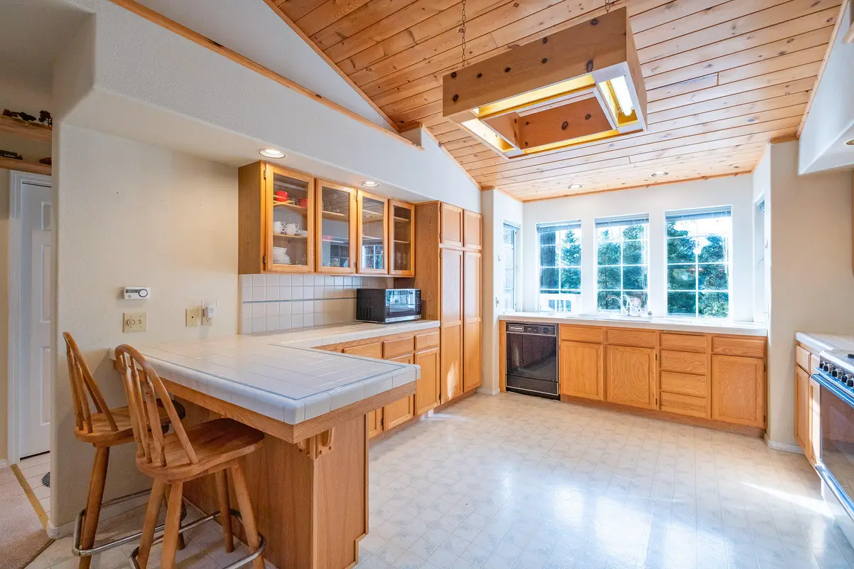 489 Sunset Lane, Willow Creek, CA 95573 - Image #1