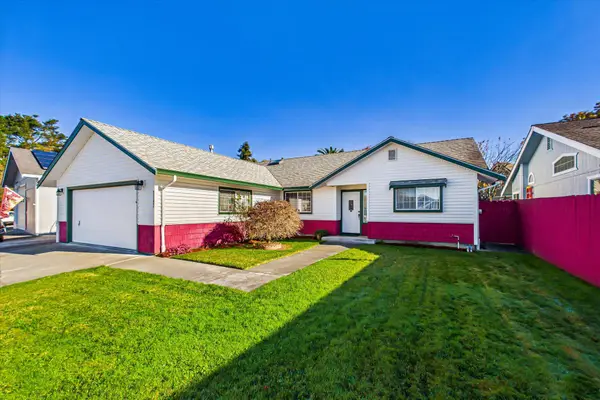 1747 Meadowlark Court, Fortuna, CA 95540