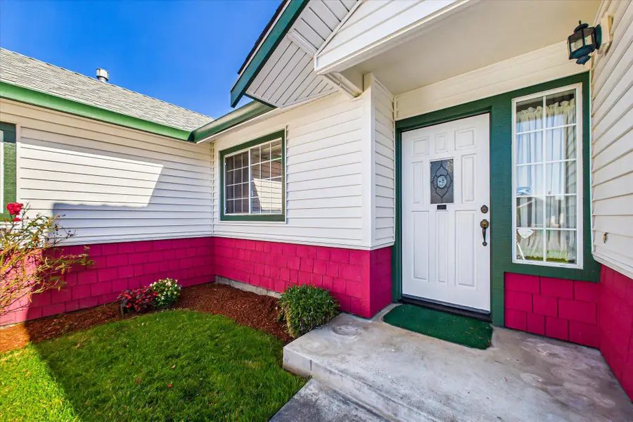 1747 Meadowlark Court, Fortuna, CA 95540 - Image #3