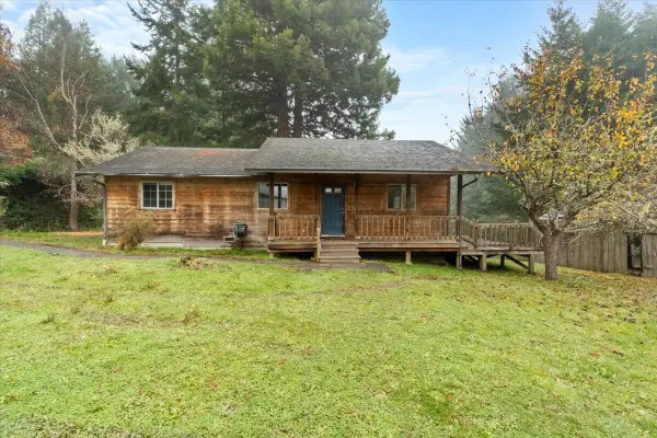 4480 Mitchell Road, Eureka, CA 95503