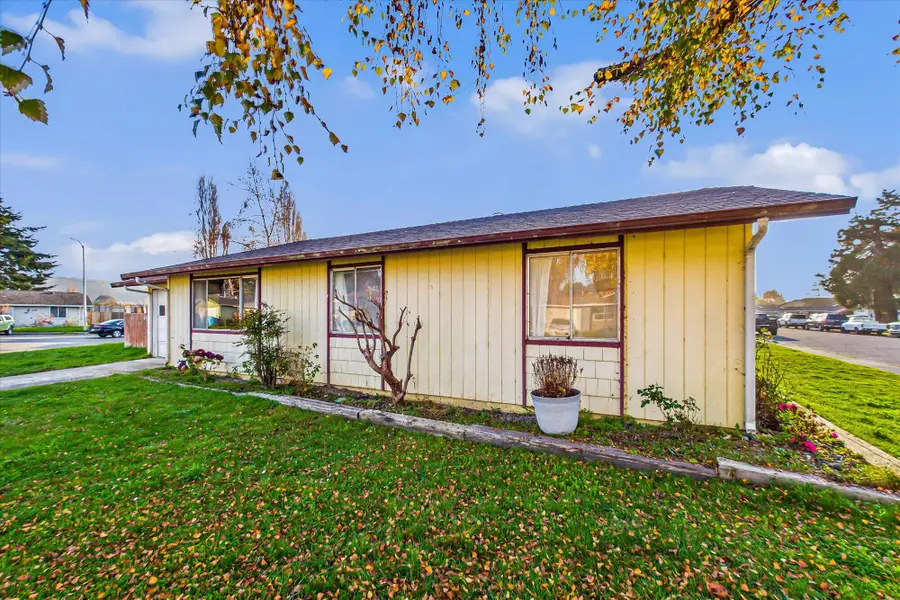 1243 Devlin Court, Arcata, CA 95521 - Image #2