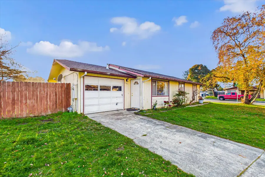 1243 Devlin Court, Arcata, CA 95521 - Image #3