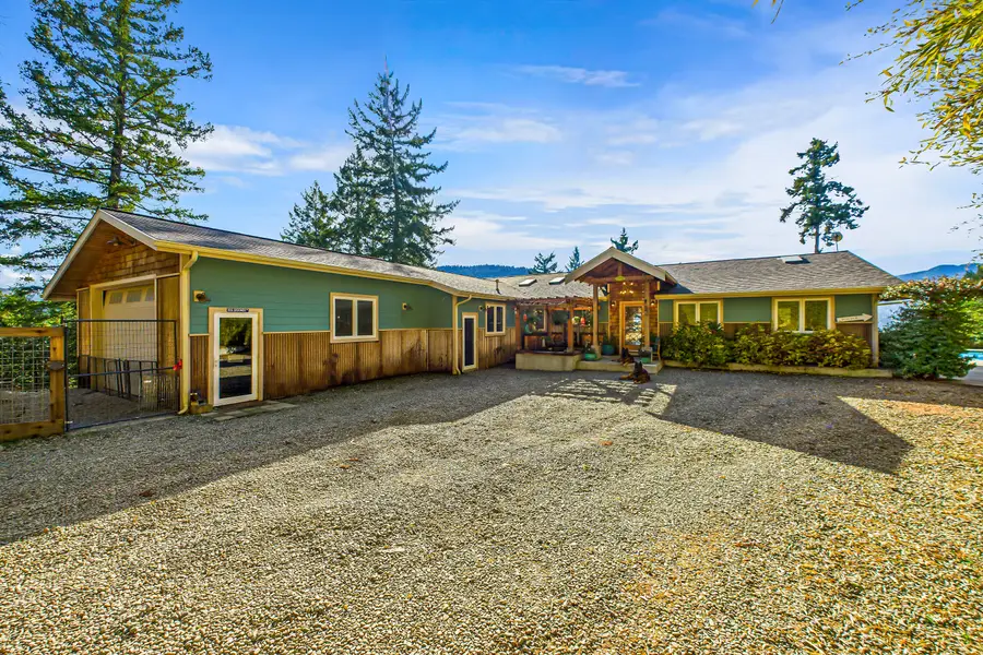 3222 Salmon Creek Road, Miranda, CA 95553 - Image #2