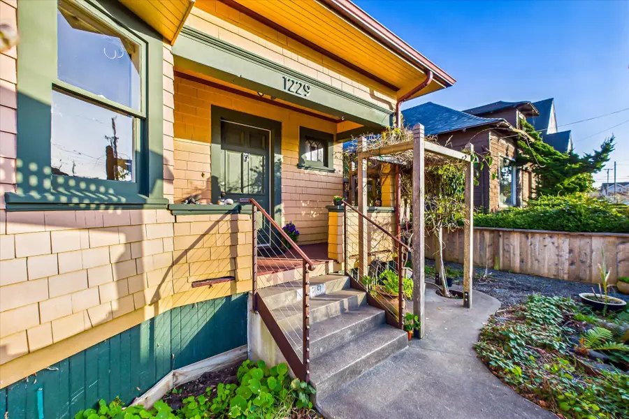 1229 Williams Street, Eureka, CA 95501 - Image #2