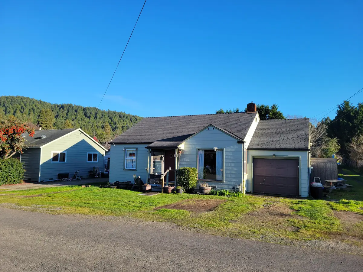 530 J Street, Blue Lake, CA 95525 - Image #1