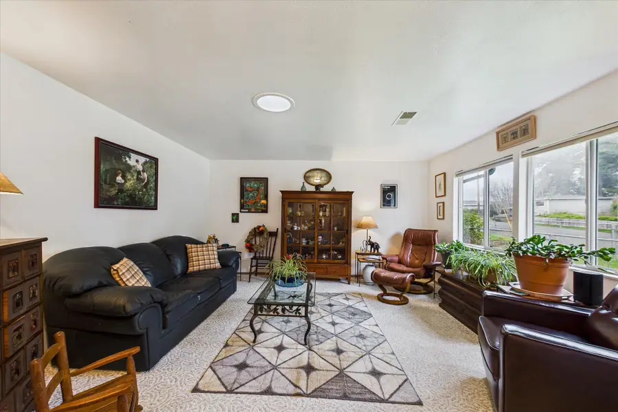 3923 D Street, Eureka, CA 95503 - Image #3