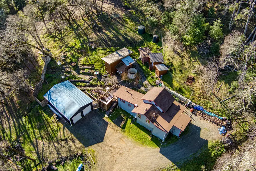 3765 Sawmill Road, Garberville, CA 95542 - Image #3