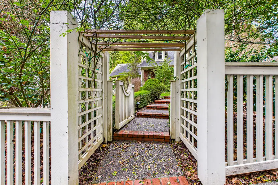 812 Diamond Drive, Arcata, CA 95521 - Image #3