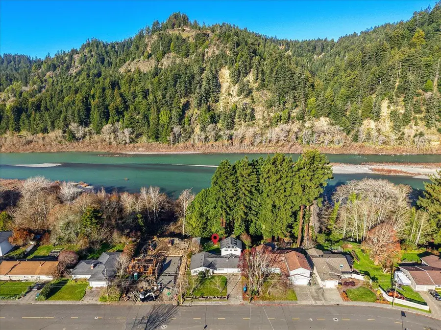 1065 Riverside Drive, Rio Dell, CA 95562 - Image #2