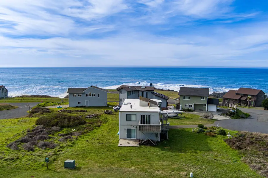16 Sail Court, Shelter Cove, CA 95589 - Image #3