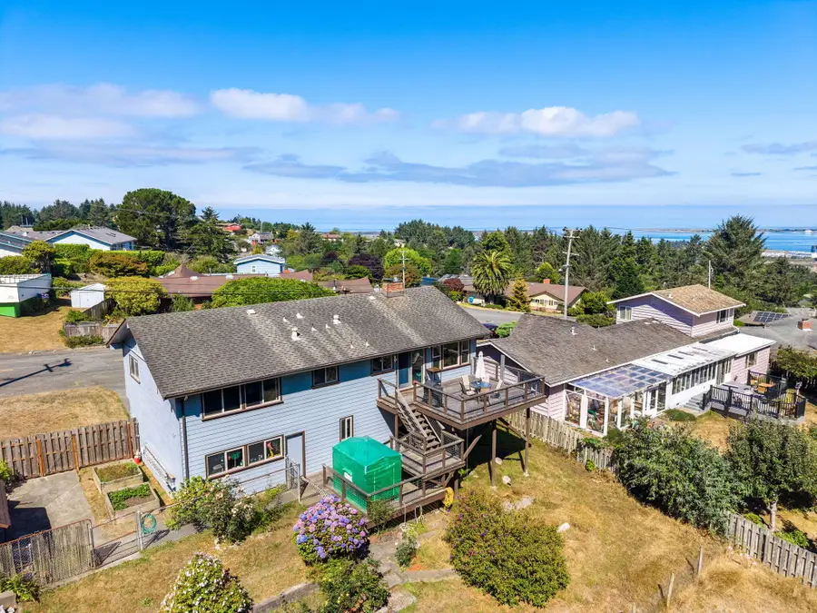 6829 Bret Harte Lane, Eureka, CA 95503 - #3