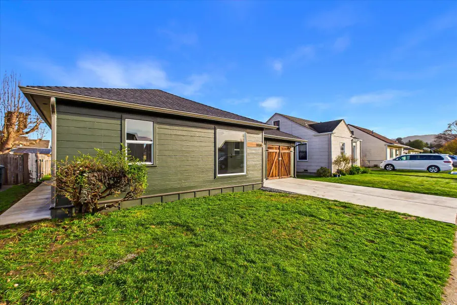 1836 Blakeslee Avenue, Arcata, CA 95521 - Image #2