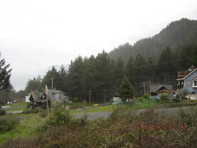 576 Ridge Road, Shelter Cove, CA 95589 - Image #1