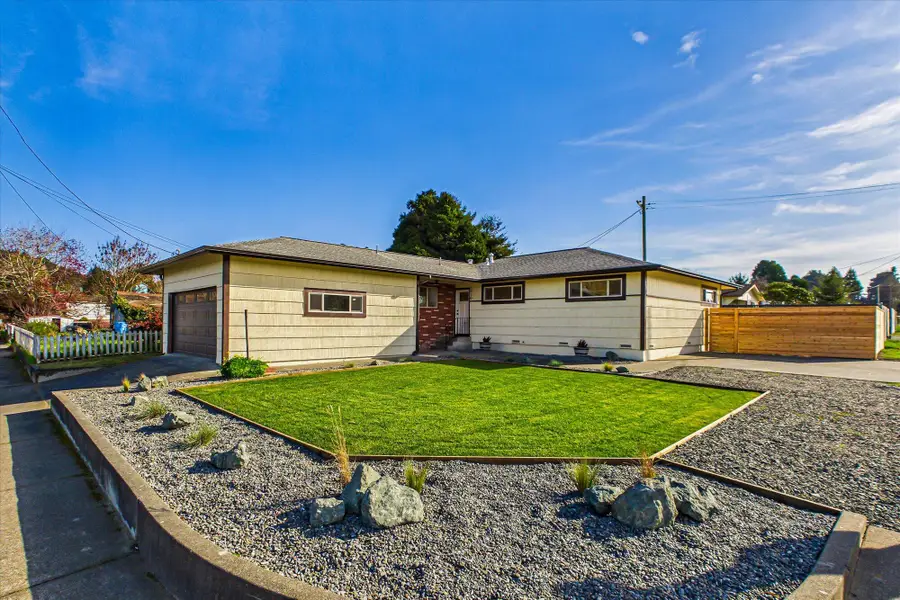 3410 School Street, Fortuna, CA 95540 - #2